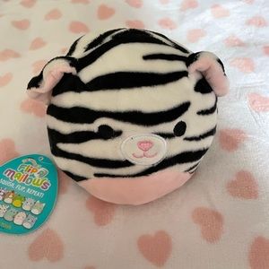 5 in flipamallow tasha & mila